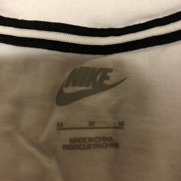 Nike Long Sleeved Shirt - Picture 2 of 2